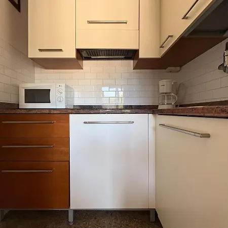 Smeralda Smart, 5 Posti Vicino Al Mare E Alle Terme